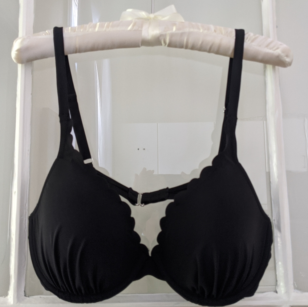 Black H&M underwire bikini with side tie bottom